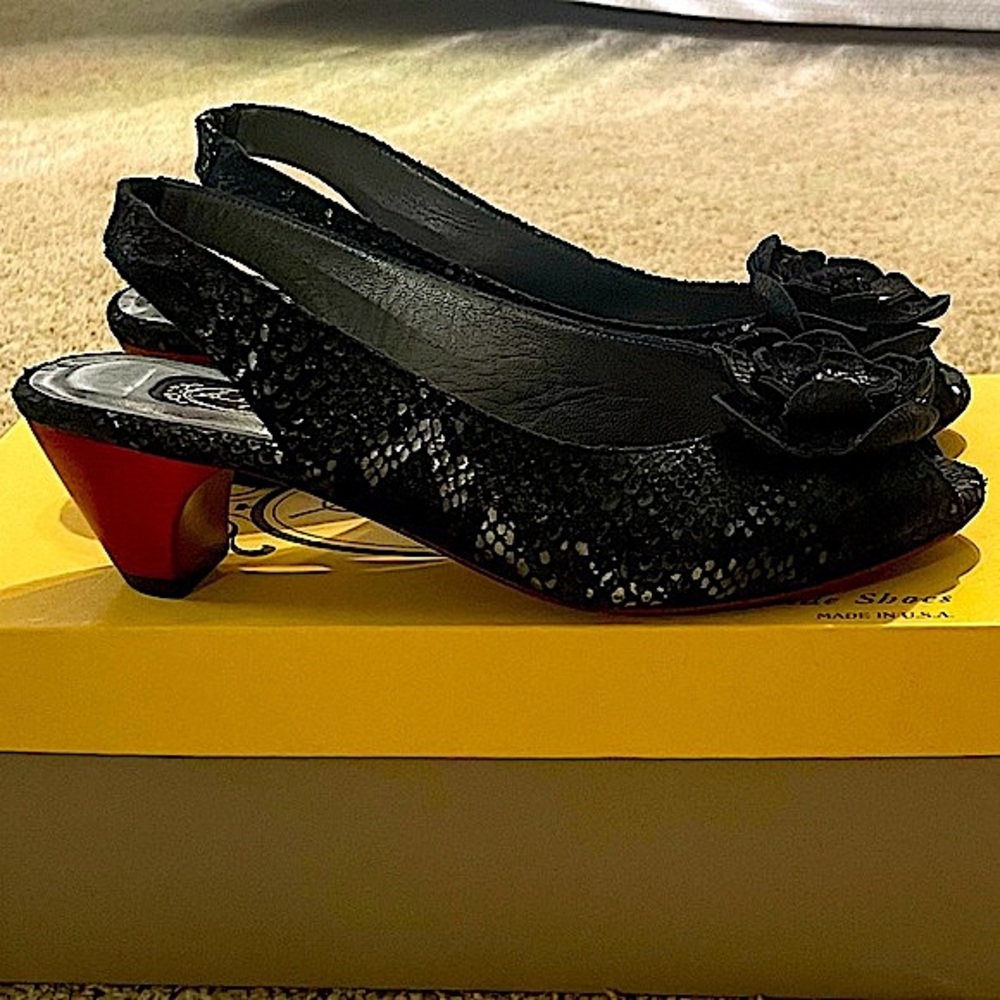 Vintage L'Artiste Salpy Shoes Hayden Style Size 7.5 Black Red + Original Box NWT
